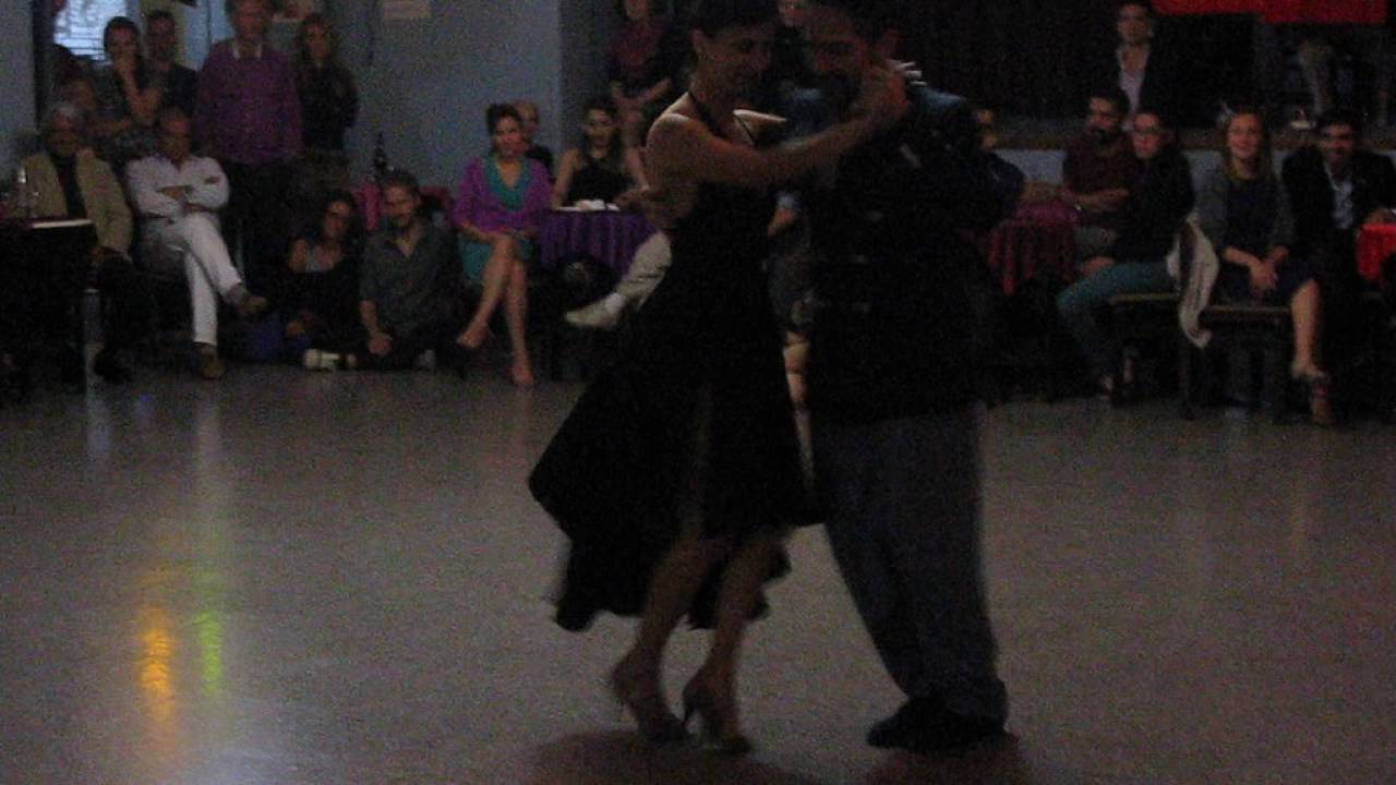 MARIELA SAMETBAND y GUILLE "EL PEQUE" BARRIONUEVO en Viva La Pepa Milonga 2016 (4/4)