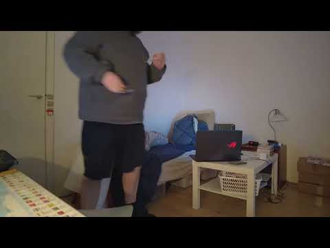 MongoTV_8366 - Del 1 - CYKLER TIL LIDL EFTER COLA OG SLIK I SNESTORM FØR ORKAN KOMMER FREDAG AFTEN