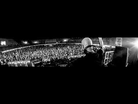 John 00 Fleming - Chasing The Chariots