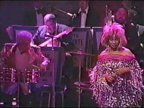 Tito Puente & Celia Cruz Perform Quimbara