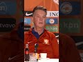 Van Gaal geïrriteerd: 'Wat zit ik hier te doen?!' | #shorts