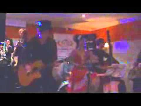 Dolly and the Clothes Pegs, Reading Pride Launch Weekend 2012, The Rising Sun Pub Reading, 3munkees