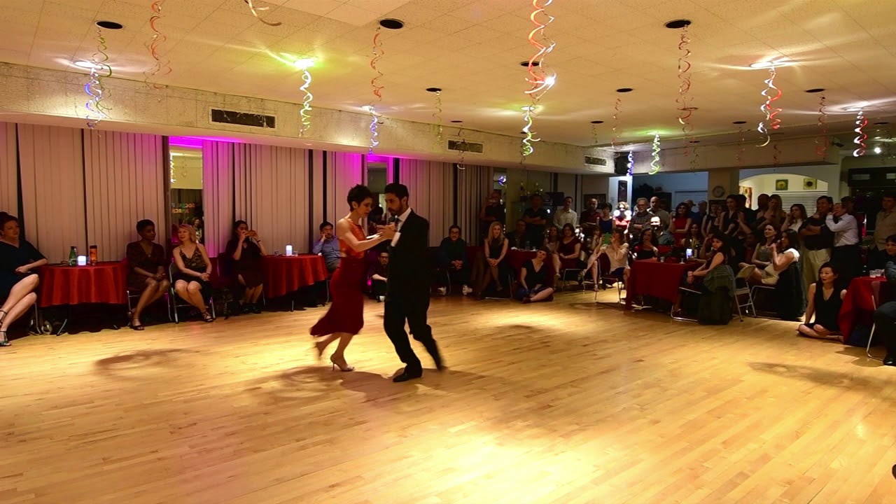 Martin Almiron & Marina Bellani perform at Milonga Uno