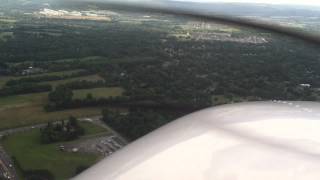 preview picture of video 'Landing in Allentown Queen city municipal Airport'