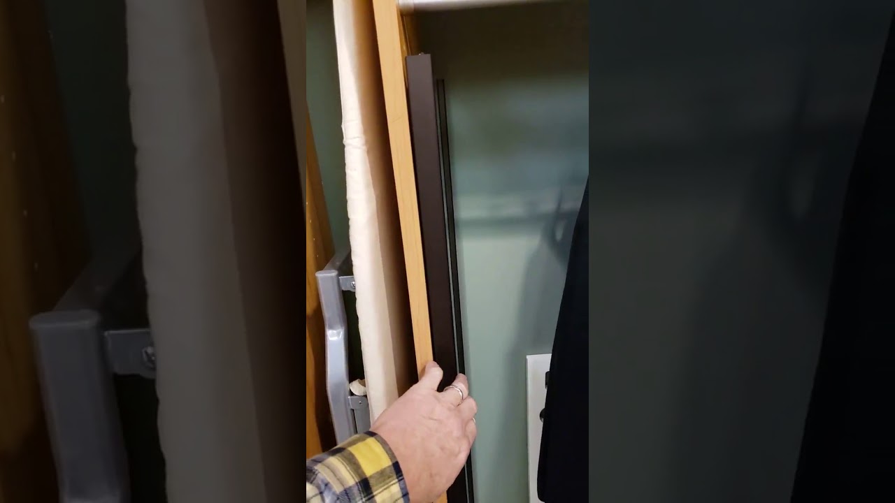 Pull Out Mirror