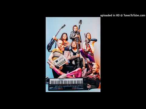 sharmistha bagchi suomalainen bandi todella lahjakas -Finnish romanc