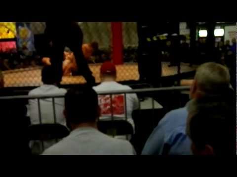 Matt Holthaus "Floppy" vs Robert Bennett