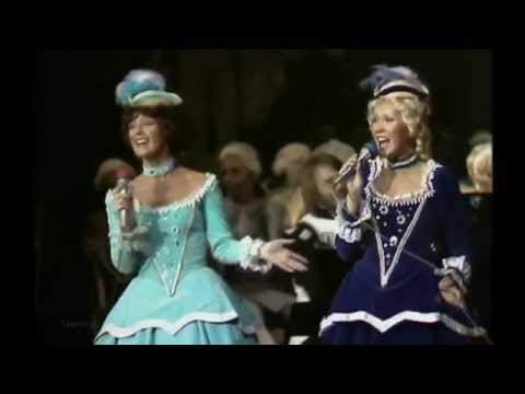 ABBA - Dancing Queen [Royal Swedish Opera] (1976)
