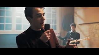 L'instant de grâce Music Video