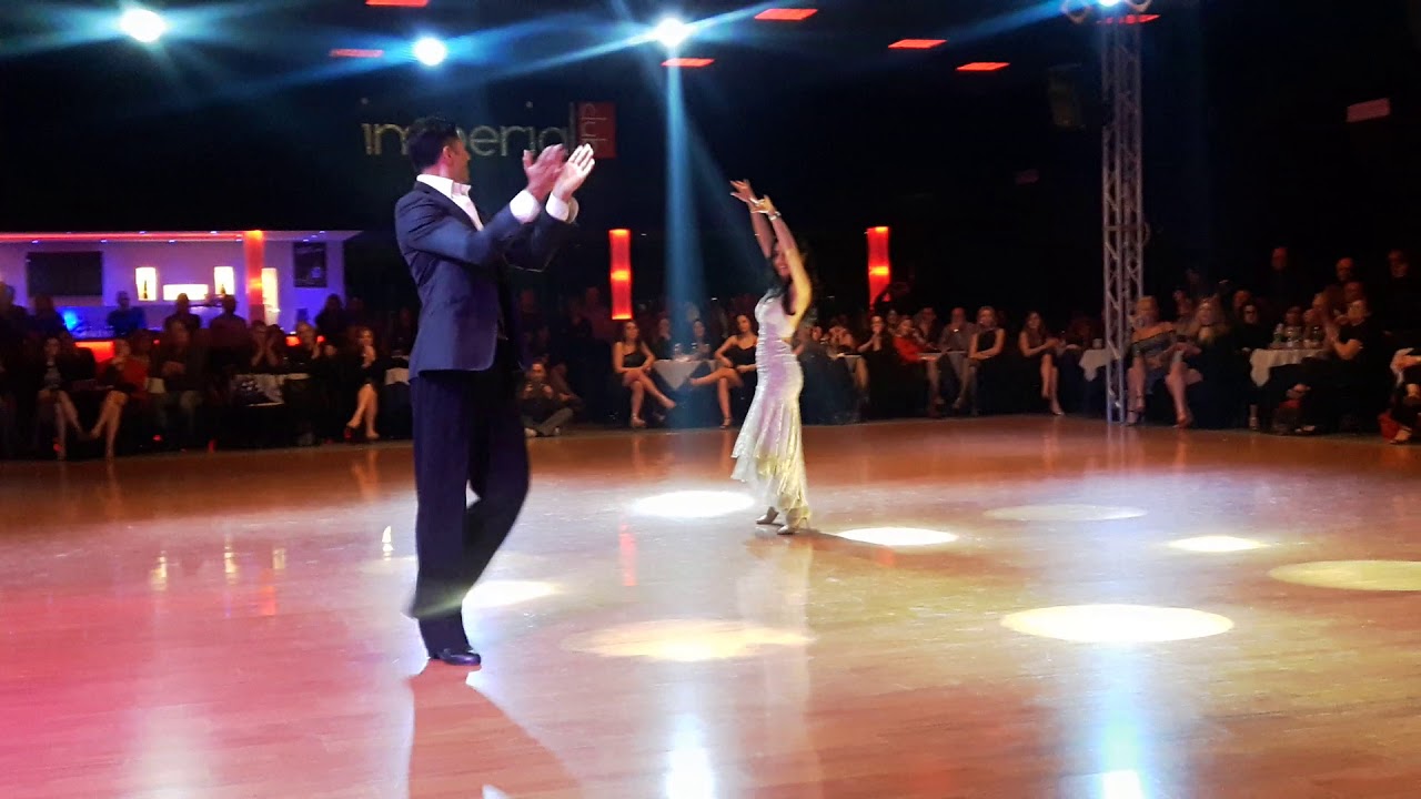 Esibizione di Daniel Urquilla e Paola Perez al Mujerestangofestival 2018