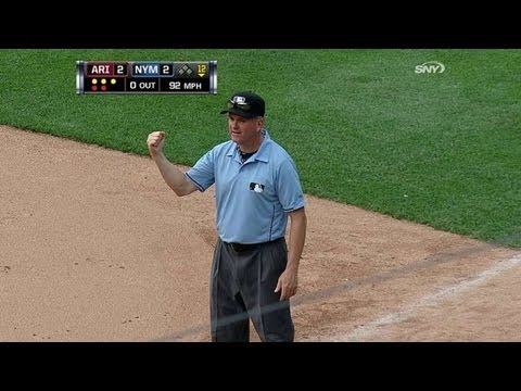 ARI@NYM: Buck tossed in 12th after arguing strikeout