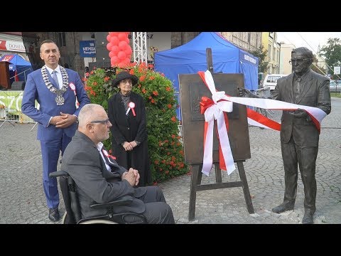 Odsłonięcie pomnika prof. Wiktora Zina