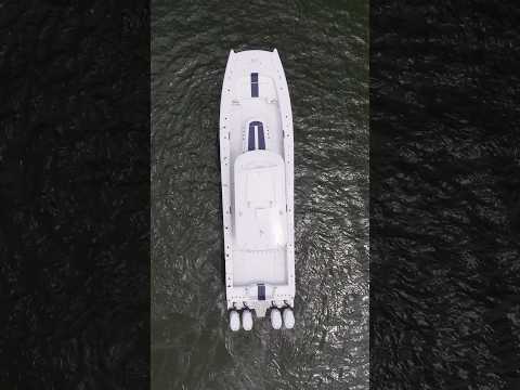 The Most Custom Freeman 47 LX You Will Ever See! Video Tour #freemanboats #freeman #yacht