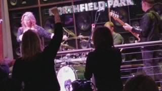 Black Dog by Led Zeppelin – Hard Rock Cafe 2018