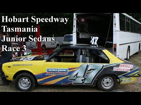 Junior Sedans Race 3 - Hobart Speedway 31-10-2015