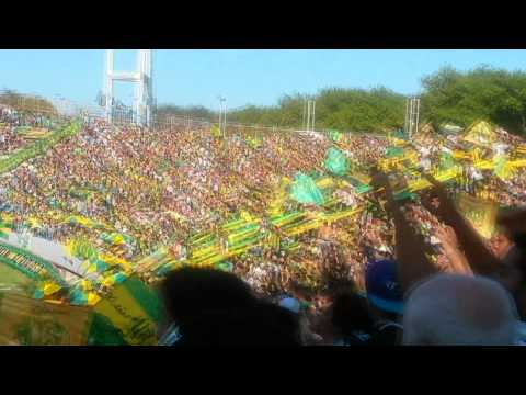 "Aldosivi es de primera." Barra: La Pesada del Puerto &bull; Club: Aldosivi