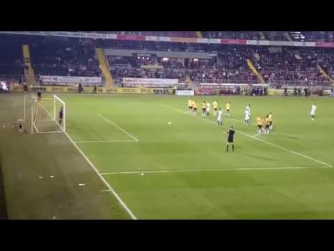 Jelle ten Rouwelaar stopt penalty van Ralf Seuntjens