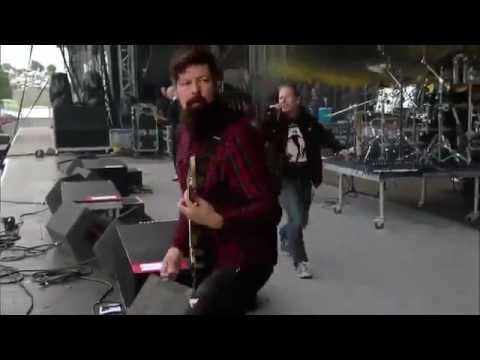 download lagu mp3 mp4 Stone Sour Download Festival 2018, download lagu Stone Sour Download Festival 2018 gratis, unduh video klip Stone Sour Download Festival 2018
