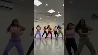 Download lagu Lucky Boy Song | Bachna Ae Haseeno | Bipasha Basu | Sunidhi Chauhan, Dance Choreo | Studio Heat mp3
