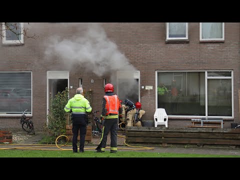 Hoogezand - Katten overleden na woningbrand Castor Hoogezand