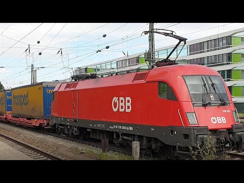 Freight train: ÖBB-Taurus class 1116 rolls slowly through Munich-Heimeranplatz