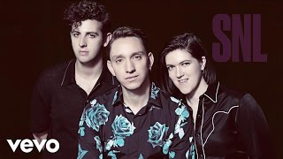 The xx - &quot;On Hold&quot; performed on Saturday Night Live