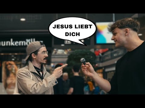 Germany needs JESUS! - Street preaching à la Manetti