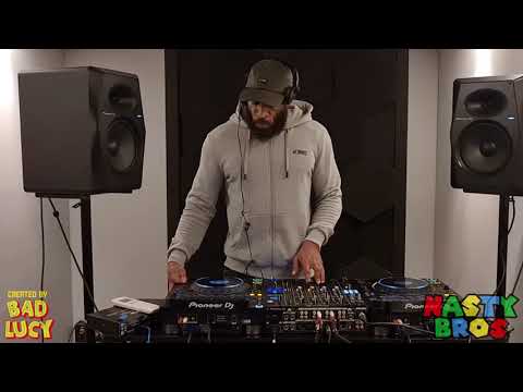 Marcus Nasty // New UK Funky 002 (Xmas Special)