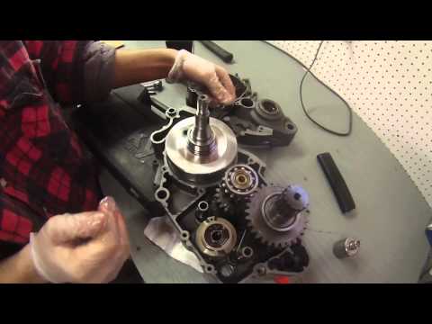 2004 KTM 125SX : Bottom End Rebuild Part 1