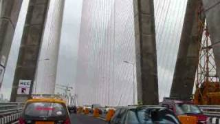 preview picture of video 'Worli - Bandra Sea link drive - Day time and Night time'