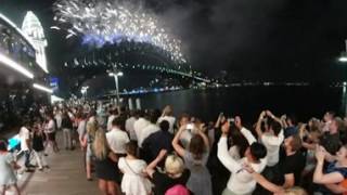 Download lagu VR Full 360 Sydney New Years Eve fireworks display Luna Park mp3 Download lagu VR Full 360 Sydney New Years Eve fireworks display Luna Park mp3