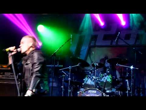 H.E.A.T - Point Of No Return (Live Firefest 2014)