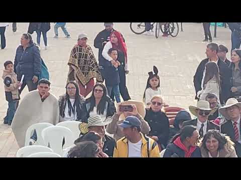 Aquiteven : 7.649 TOCA BOYACÁ GRUPO MUSICAL LOCAL DE  MAESTROS  ALEGRAN LA TARDE DE FIESTAS 2.026.