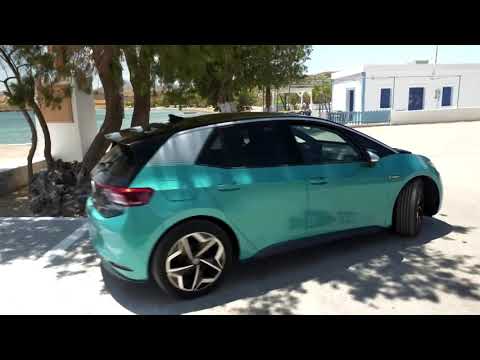 Volkswagen powers up grid to take on Tesla