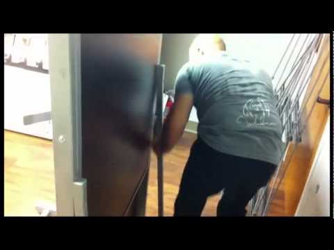 Marazzi Z193 40 PB Wing and Z177 60 PB Wing Display Assembly Video