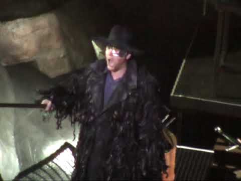 Svilpa Almas als "Wanderer". In Wagners "Siegfried".