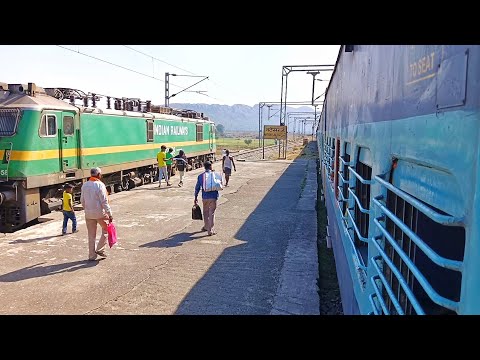 53232 Danapur Tilaiya Passenger Train Departed Natesar Junction Gaya Jila Bihar Travel Video, India