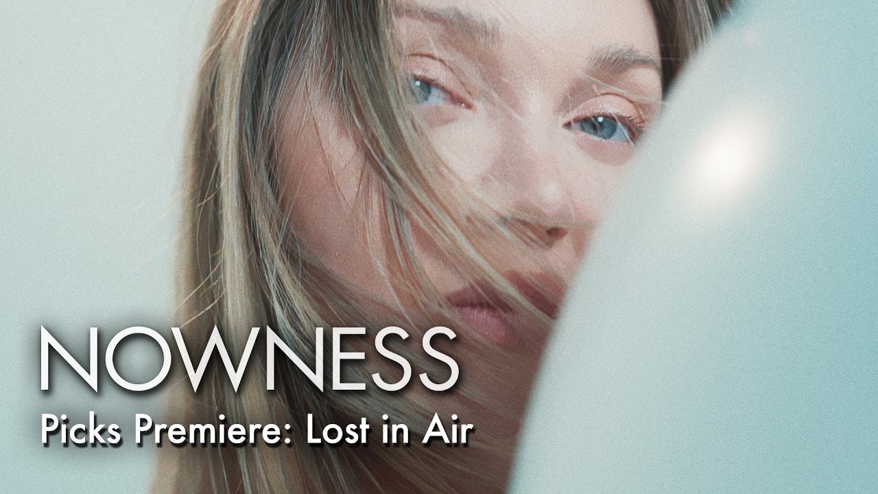 Miniature de la vidéo In Hong Kong, Jessie Andrews unlocks desire and illusion as two strangers meet over shared birthdays du film Lost in Air