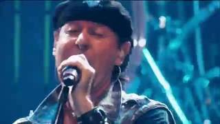 Scorpions - Hit Between The Eyes (Live in Munich 2012)