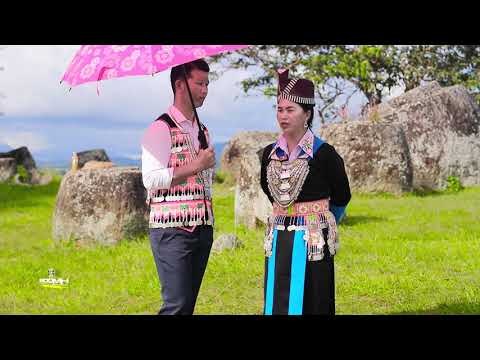 Kwv txhiaj nkauj nraug zoo los cas koj khiav ncaim kuv by Phaj Thoj thiab Nkauj swm Muas