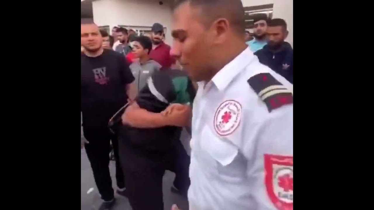 BREAKING: CIVILIANS UNDER ATTACK WHILE ESCAPING NORTHERN GAZA