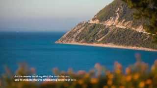 preview picture of video 'Myrto Vacation Relaxing Homes - Agios Nikitas Lefkada'