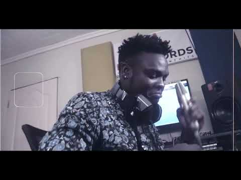 Johnny Man - Valentino (Studio Vibes)