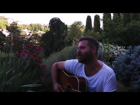 Sarp Genco - Konu Biz