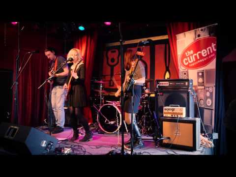 The Ultrasounds - Waste of Space (Live at Mid West Music Fest)