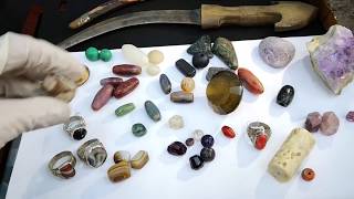 preview picture of video 'هل تمتلك مثل هاذه الاحجار شاهدها Do you have a stone like these stones?'