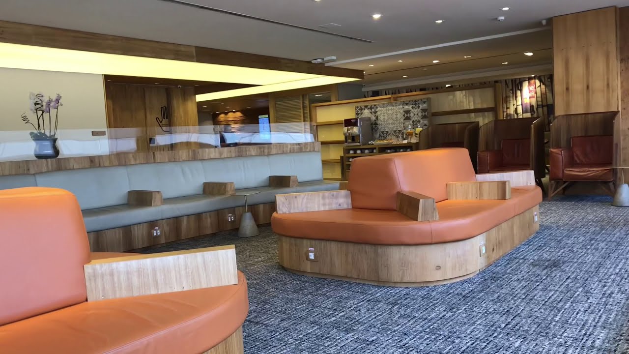 Bleriot Bar and Lounge thumbnail