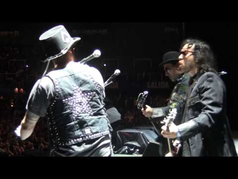 COVERHEADS en FERRO 2014 - Rebel Yell (Imagenes del show Open act GNR)