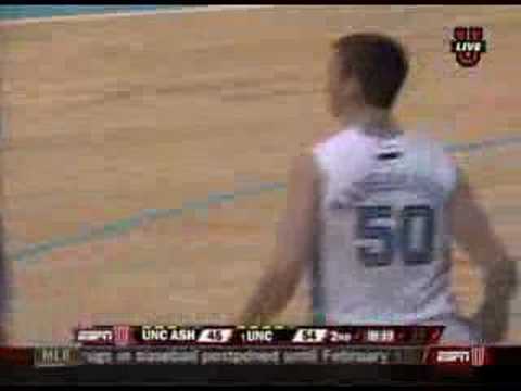 Tyler Hansbrough dunks on 7'9" Kenny George
