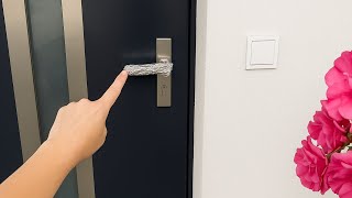 WRAPPING DOOR HANDLES in aluminum foil. Most surprising home hack